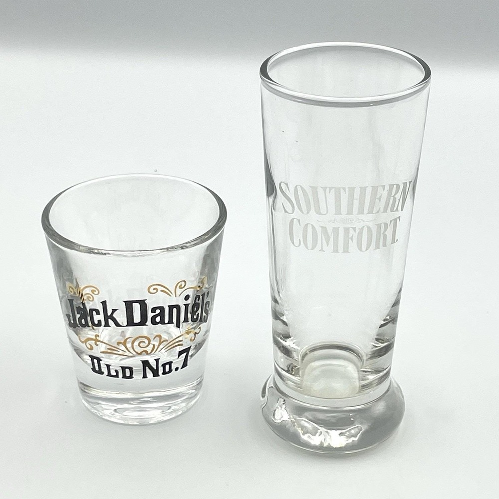 Vintage Jack Daniels Old‎ No 7 & Southern Comfort Shot Glass Shooter Lot of 2
